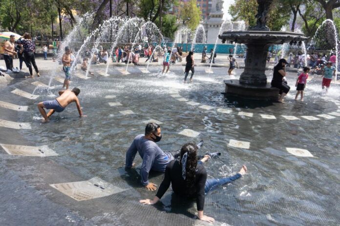 Las temperaturas superan los 45 grados durante días seguidos