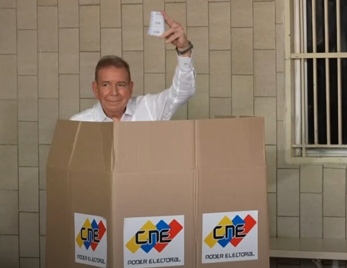 González envió un mensaje a quienes están laborando en los centros de votación