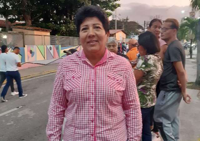 La parlamentaria Shirley Romero dijo que la instalación de mesas se hizo con normalidad