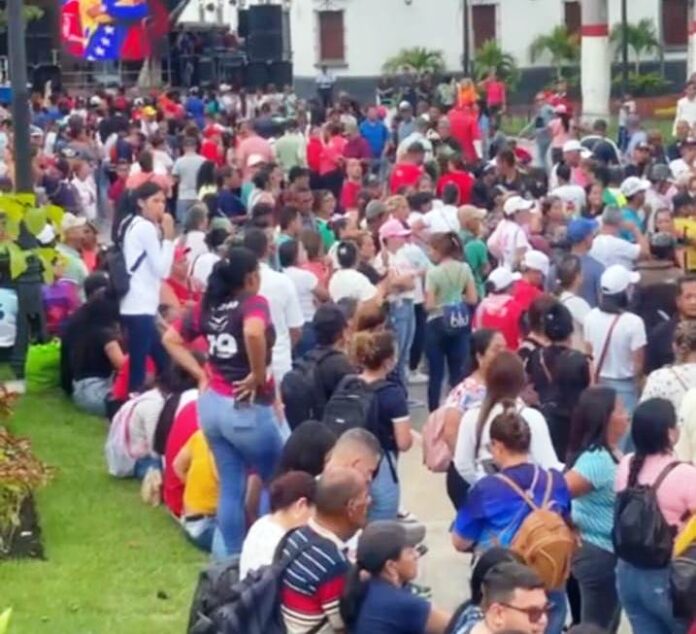 Se concentraron frente a la Gobernación de Yaracuy