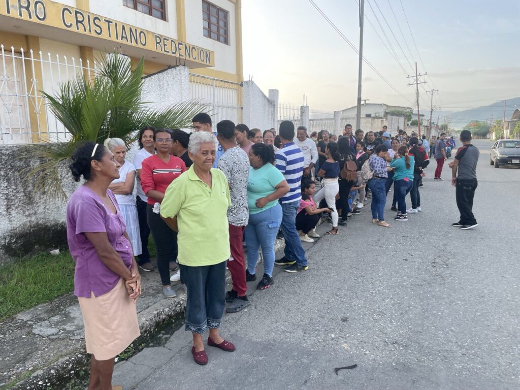 En el Centro Cristo de redención comenzaron con cierto retardo