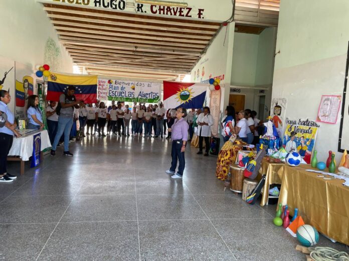 El lanzamiento fue desde el liceo Hugo Chávez Frías de la Ciudadela