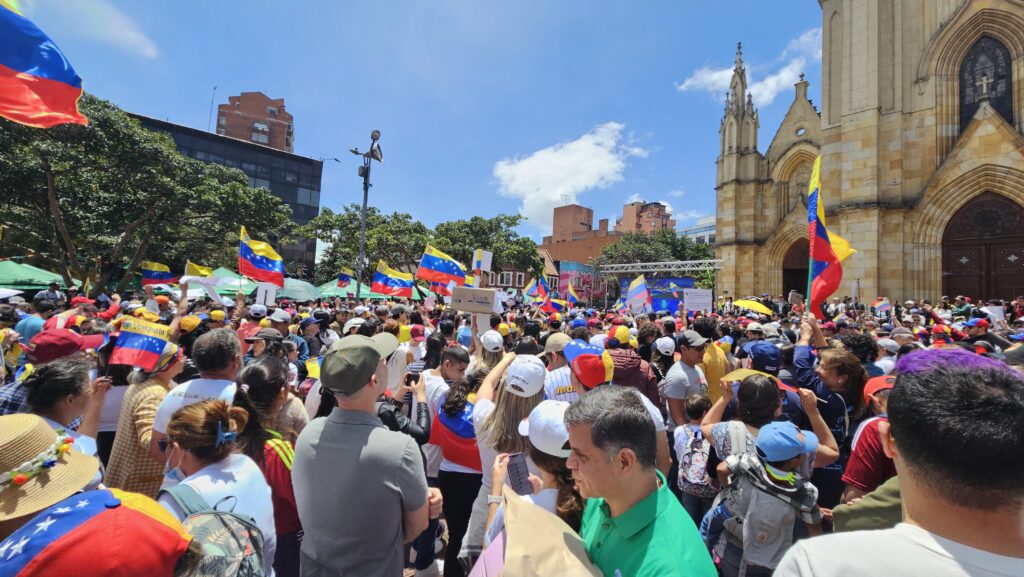 En Bogotá y otras ciudades colombianas se dio una gran movilización de venezolanos