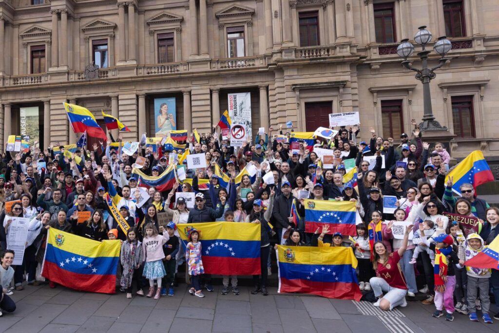 En Melbourne, Australia, se reunieron los venezolanos a manifestar para exigir que muestren las actas