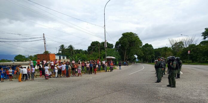 La política no puede estar encaminada a la confrontación, cierre del espacio cívico a través de la represión, prohibición a las protestas pacíficas, dijo Figueira