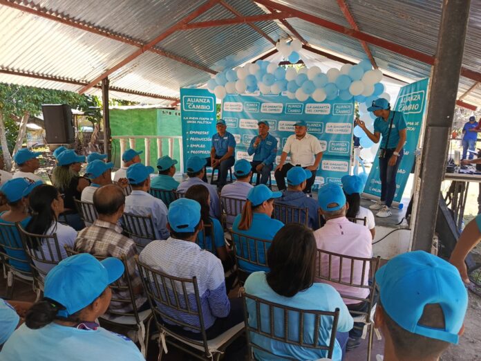 El encuentro se realizó este viernes en la ciudad de San Felipe