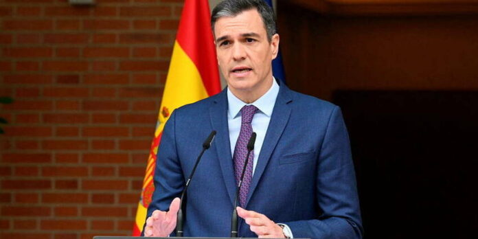 El presidente del Gobierno español fijó posición al finalizar su visita a China