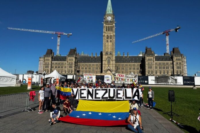 En diversos lugares del mundo hay concentraciones en apoyo a Edmundo González y María Corina Machado