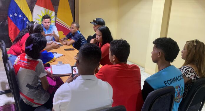 Galíndez se ha reunido con jóvenes de diversos sectores