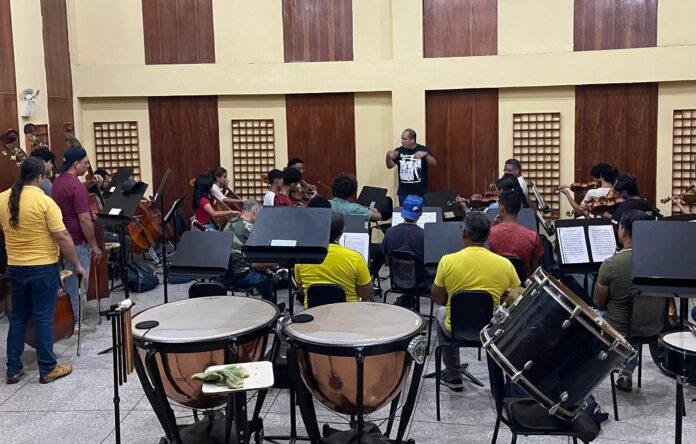 Tercer concierto didáctico de temporada de la Orquesta Filarmónica de Yaracuy, dirigida por el maestro Jesús Antón