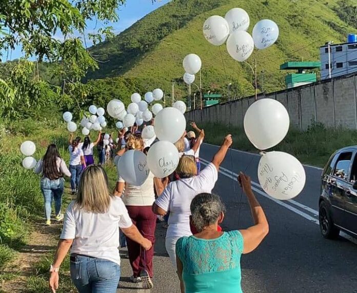 Muchas de las manifestantes eran madres de los procesados