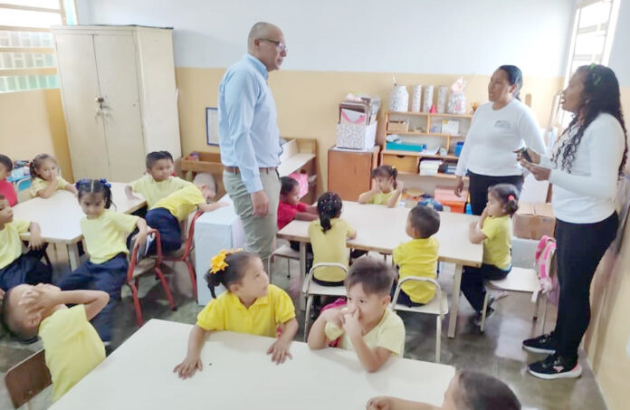 El sector educativo forma parte de los priorizados en el marco de la fiesta patronal en honor a San Rafael Arcángel