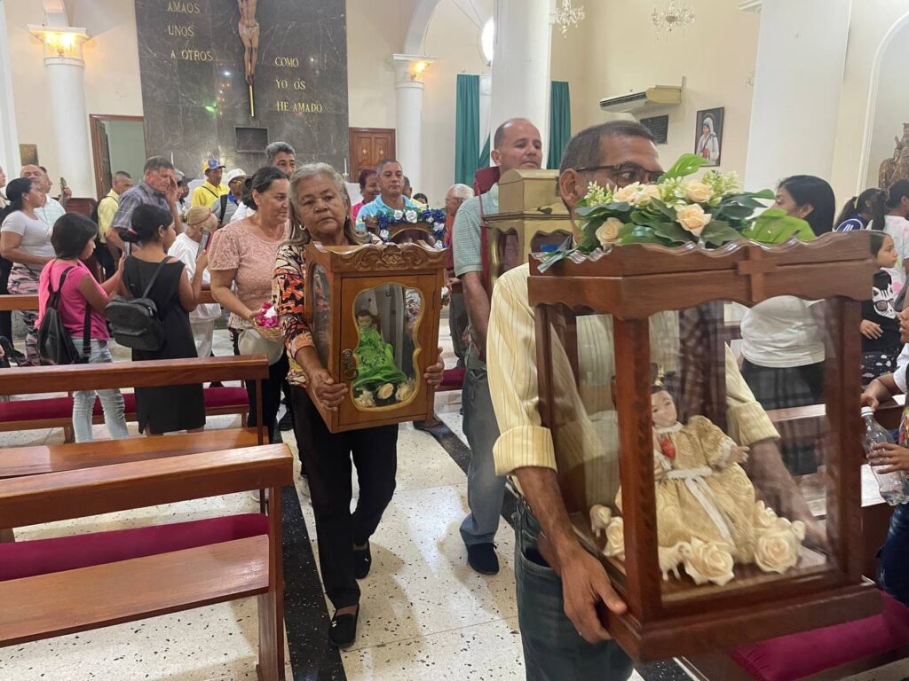 En la iglesia San Jerónimo se celebró una misa