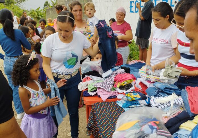 Recibirán regalos, juguetes, ropa, calzados, entre otros, en ocasión de celebrar la Navidad