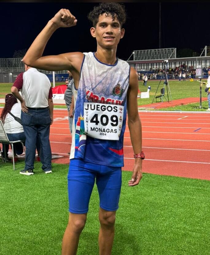 Luis Cordido ganó oro en atletismo en la prueba de 10 mil metros marcha