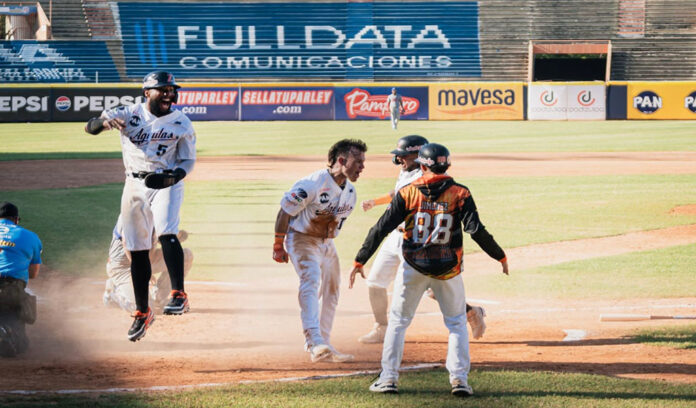 Las Águilas ganaron con pizarra de 8-4, en la edición número 55 del Clásico de la Chinita