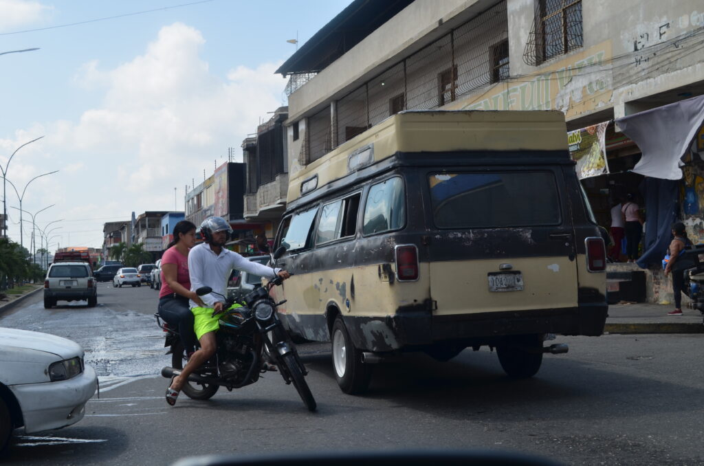 Durante el día hubo caos vehicular en los sitios más concurridos