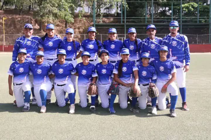 Las integrantes del equipo yaracuyano que obtuvo la medalla de bronce en el Nacional Adulto Femenino