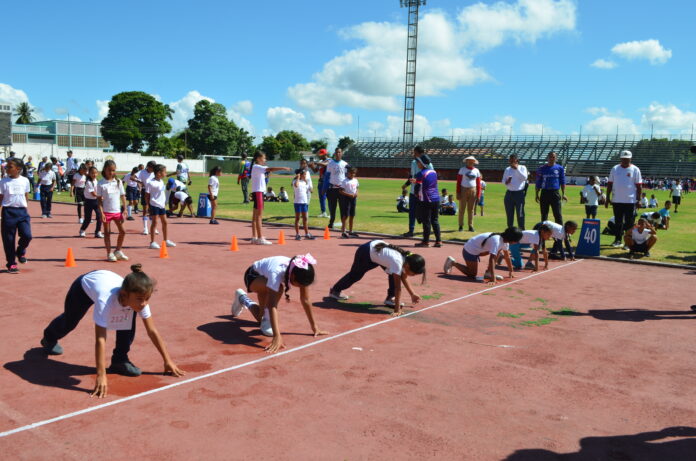 Más de 400 niñas y niños se dieron cita en el primer Festival de Mini Atletismo