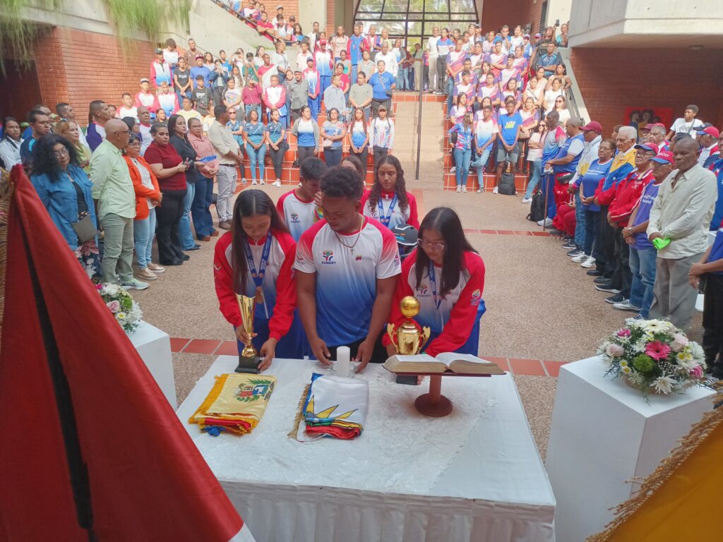 La celebración ecuménica fue en el Carmelo Fernández