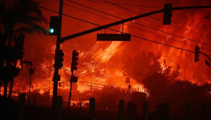 La situación es crítica, el trabajo ha sido incensante por parte de los cuerpos bomberiles