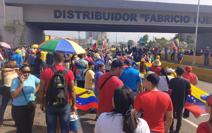 En Anzoátegui taambién salieron a las calles 