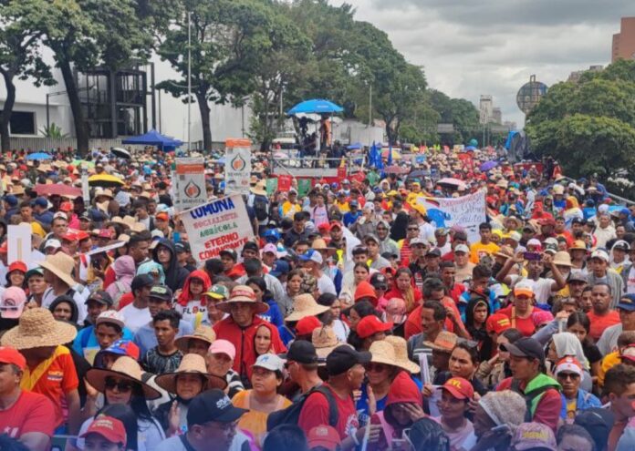 Efectuaron una serie de actividades y movilizaciones populares para acompañar la juramentación y afianzar el apoyo a Maduro