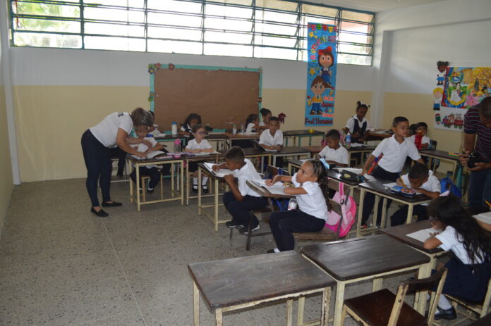 Una gra n mayoría de los docentes acuden a los salones de clase por vocación