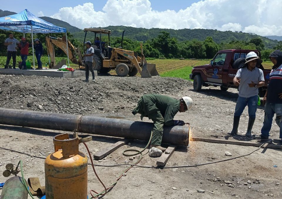 Parte de los trabajos para mejorar la distribución de agua en Copa Redonda