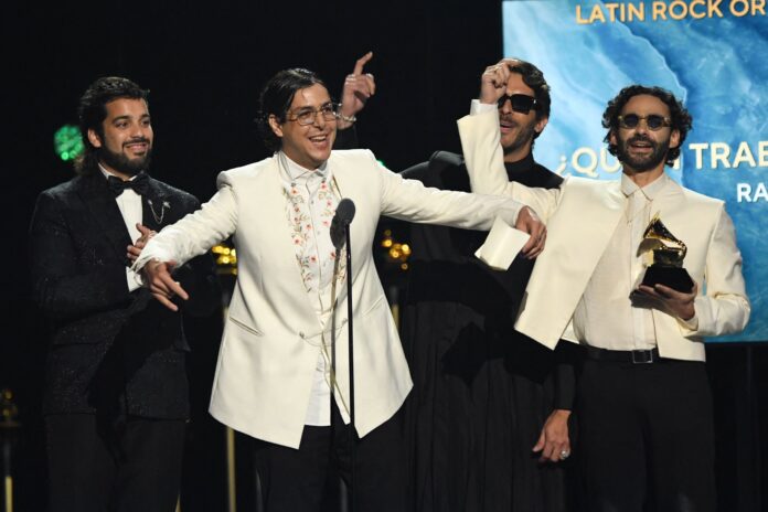 Los venezolanos se alzaron con el Grammy con su “Quién trae las cornetas”. (Foto cortesía)