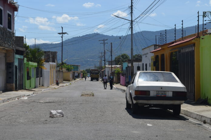 Vecinos esperan por respuesta de los organismos competentes