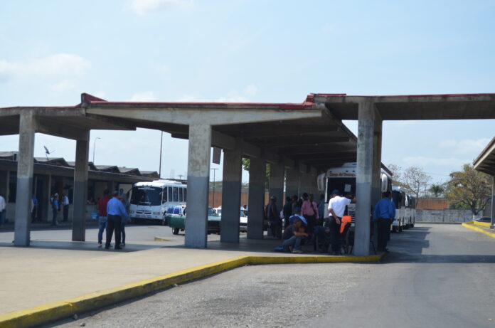 “Graneadito” es que llegan los temporadistas al terminal