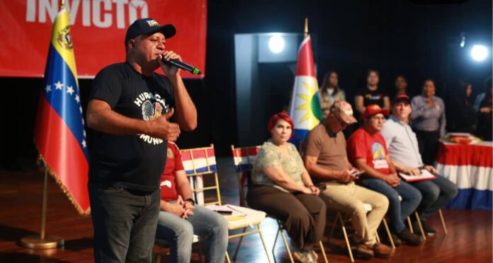 El ministro Ángel Prado estuvo de visita en Yaracuy y recorrió la Feria del Buñuelo