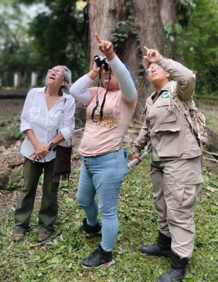 Participaron 17 personas de diferentes edades en diversos espacios de la región