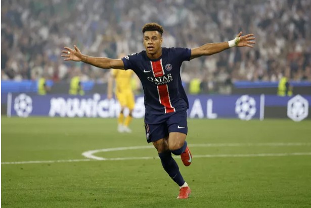 En el minuto 20 de la final, Désiré Doué marcó el gol del 2-0 para el PSG