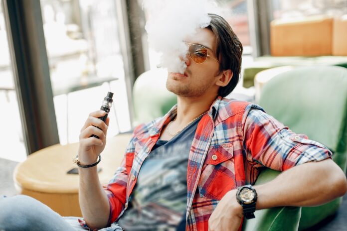 Los cigarrillos electrónicos afectan el sistema respiratorio y cardiovascular