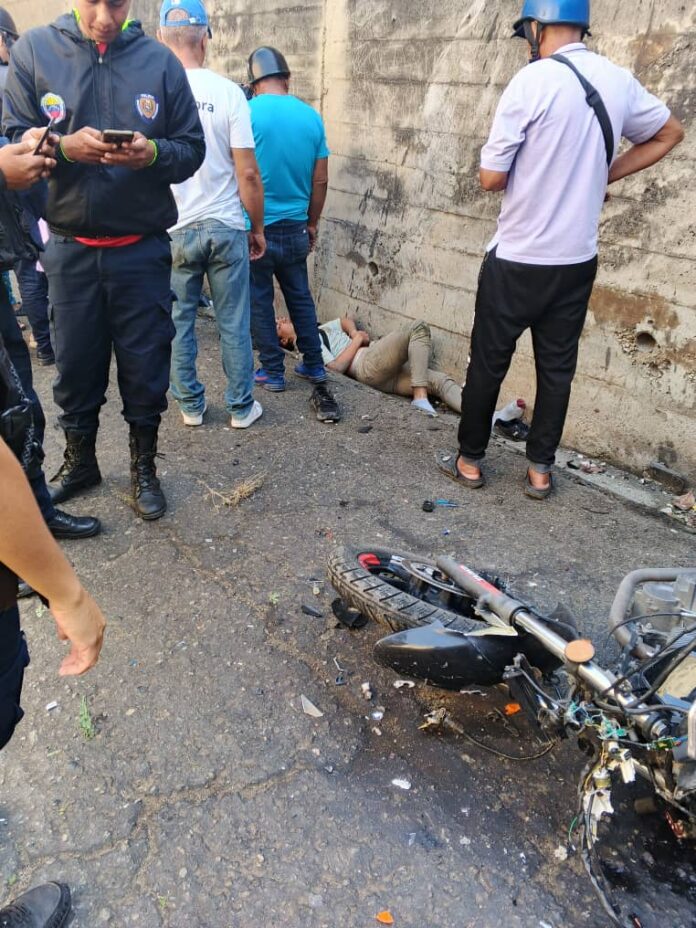 El joven resultó lesionado y fue trasladado al HC