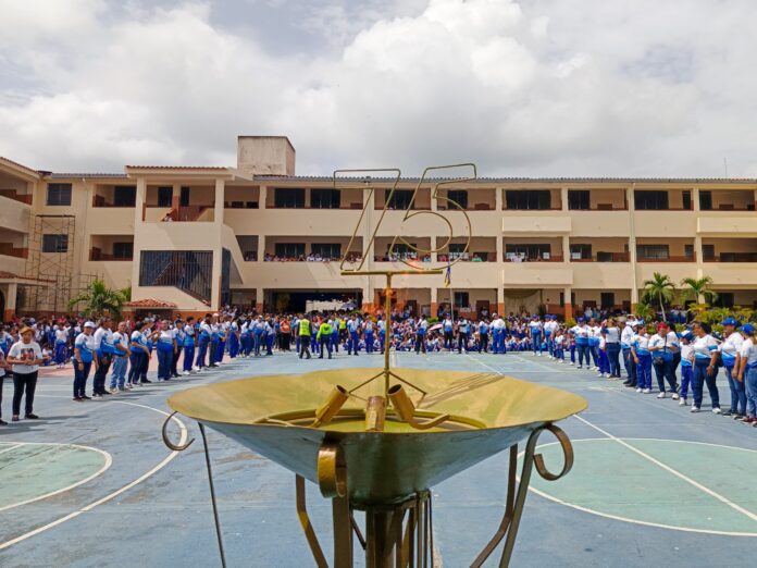 Colegio Santa María de Chivacoa inicia celebración de sus 75 años de labor formativa