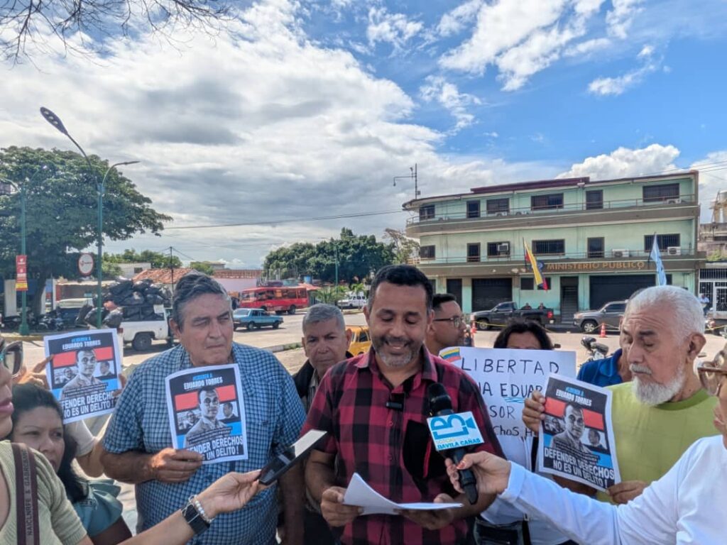 César Torres, hermano del abogado yaracuyano, fue vocero