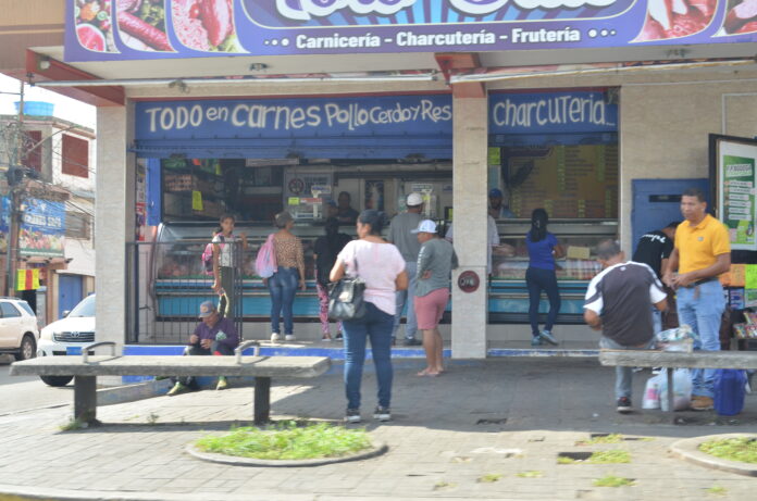 La irregularidad, supuestamente, comenzó el viernes en la tarde y continuó el sábado