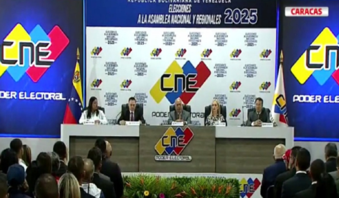 Momentos en los que se emitió el segundo boletín electoral