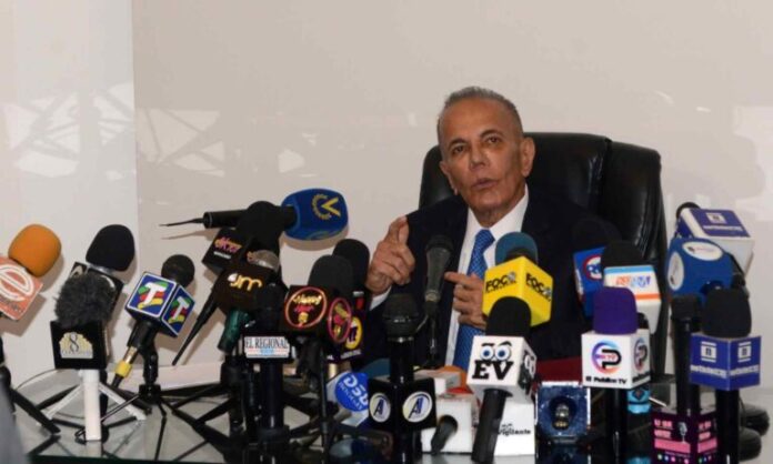 Rosales desafió a quienes proponen alternativas a la vía democrática a presentar «un plan verdaderamente viable