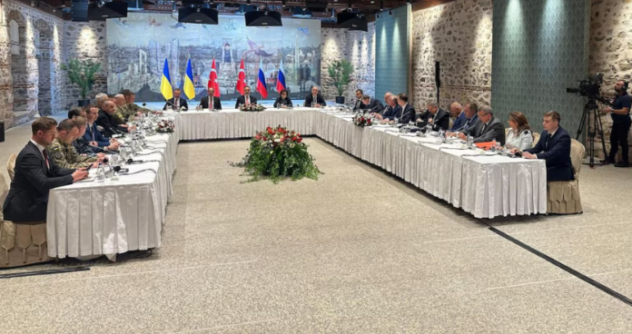 Ucrania y Rusia retomaron las negociaciones de paz por primera vez dedse 2022