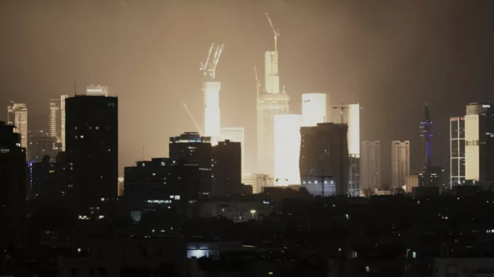 Los ataques se producen en medio de la escalada de tensiones por el programa nuclear de Teherán, que según Israel supone una amenaza existencial