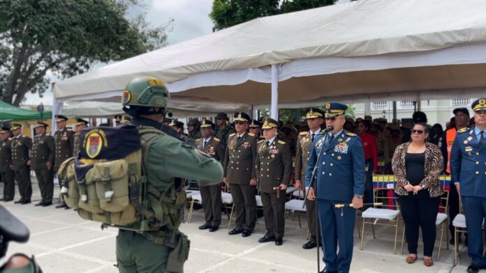 El acto central fue en la Plaza Bolívar de San Felipe