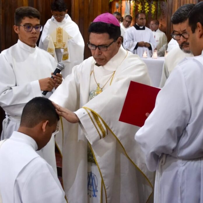 Monseñor Delgado Carmona presidió la ordenación