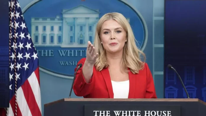 Trump afirmó en un comunicado que Leavitt leyó en voz alta el jueves que tomaría una decisión final sobre el asunto “en las próximas dos semanas”.