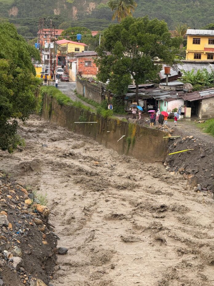 Las lluvias de las últimas horas han azotado a varios sectores de Timotes, en Mérida