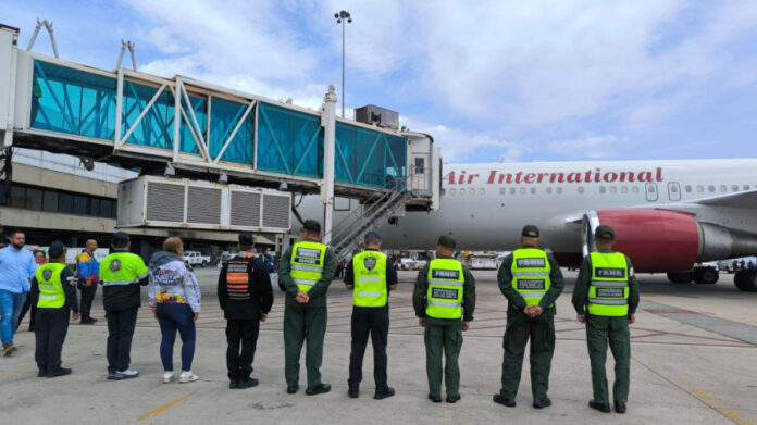 Con este nuevo vuelo totaliza 5 mil 616 ciudadanos repatriados