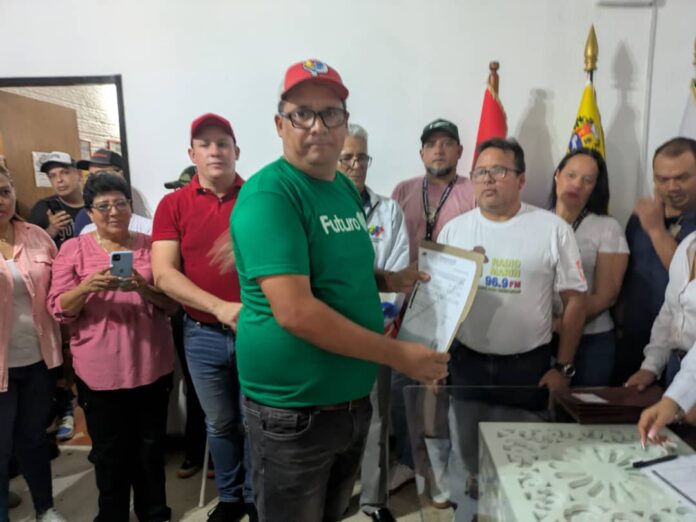 Ortega es dirigente regional del partido Futuro y concejal en ejercicio